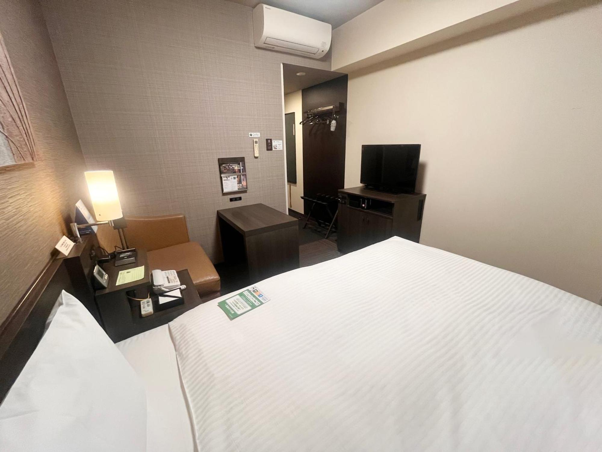 ​Hotel Route-Inn Ube​ Esterno foto