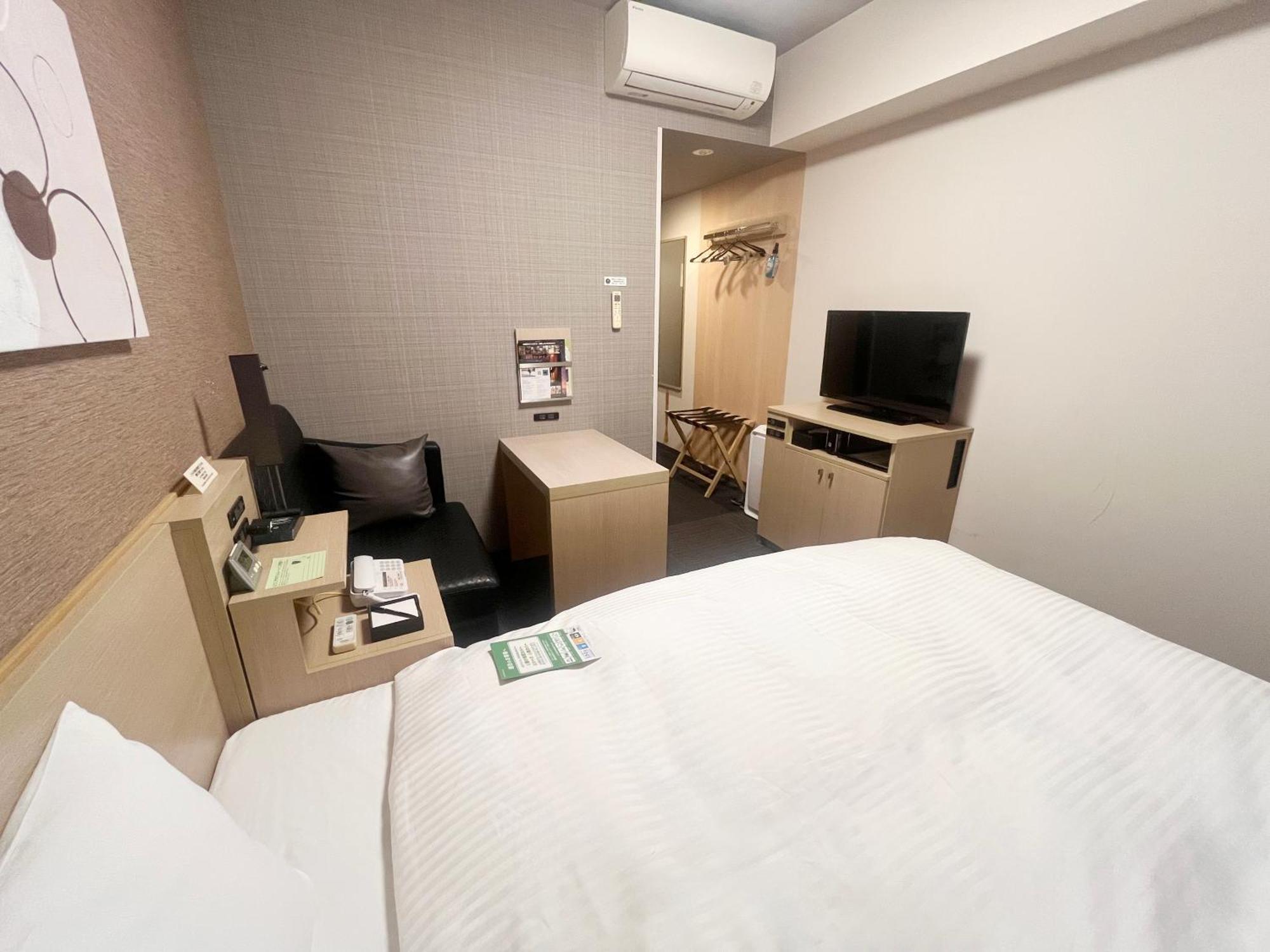​Hotel Route-Inn Ube​ Esterno foto